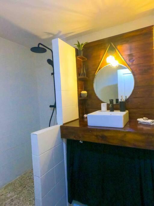 Appartement Piscine Et Plage Privee ! Marigot  Eksteriør bilde